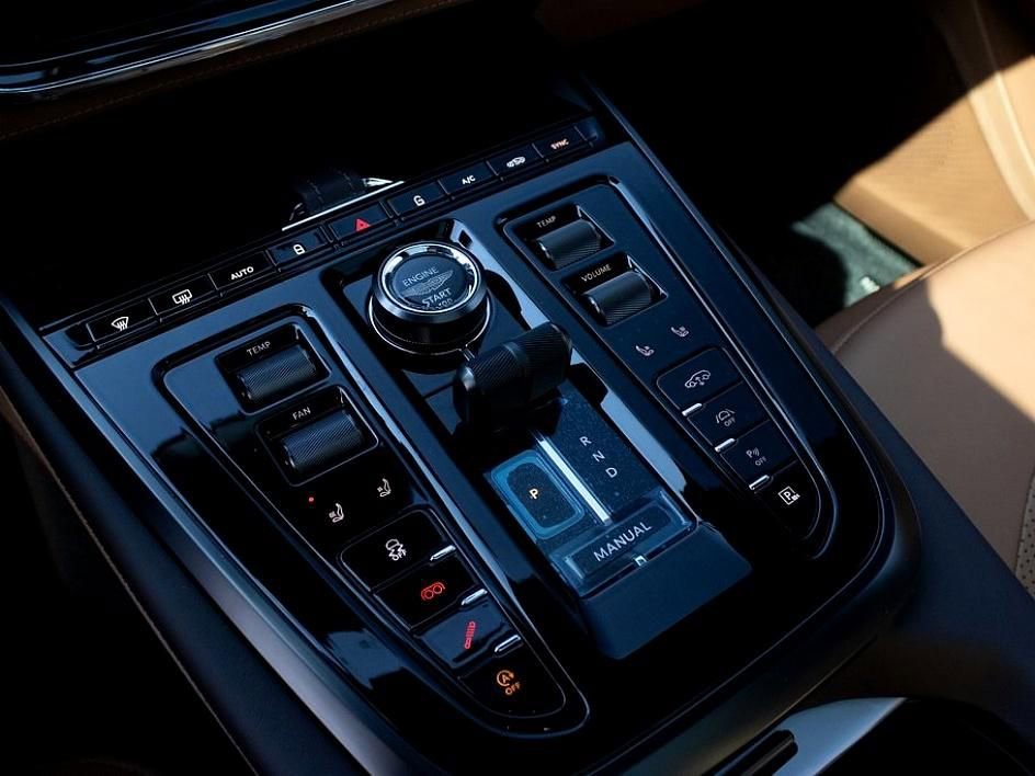 New 2025 Aston Martin DBX 707 image 15