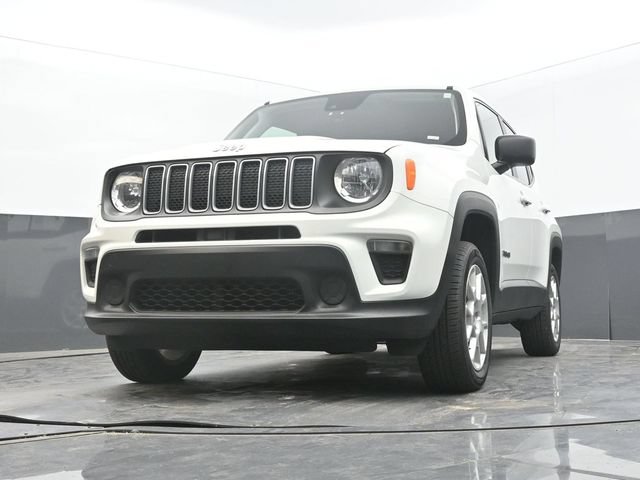 Used 2023 Jeep Renegade Latitude AWD/4WD image 54