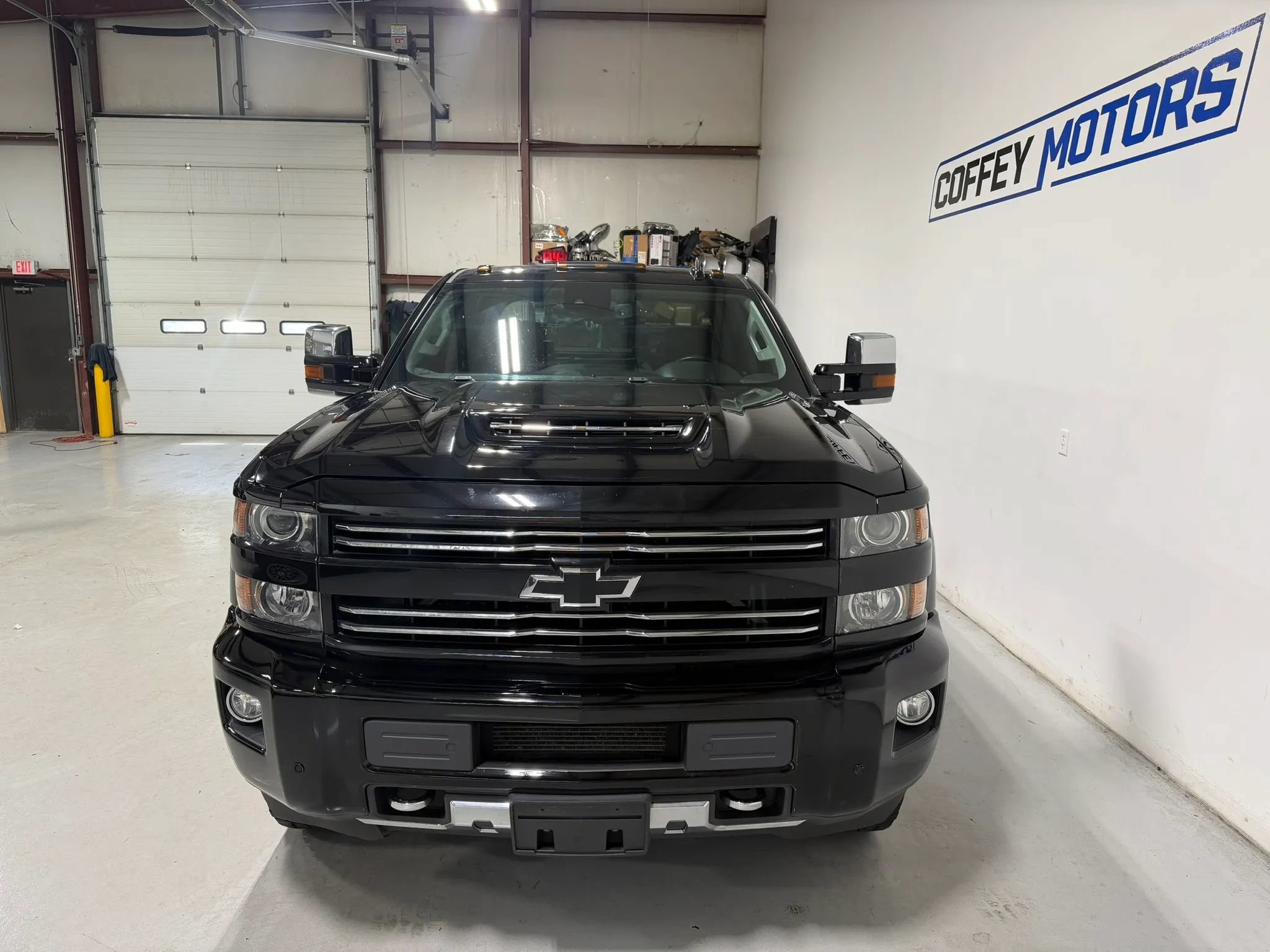 Used 2017 Chevrolet Silverado 3500 High Country w/ Duramax Plus Package AWD/4WD image 9