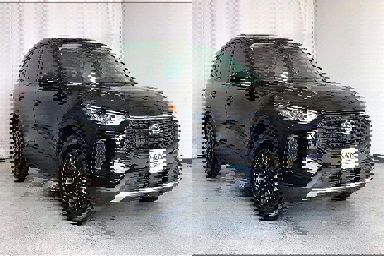 Certified 2025 Ford Escape Active w/ Tech Pack #1