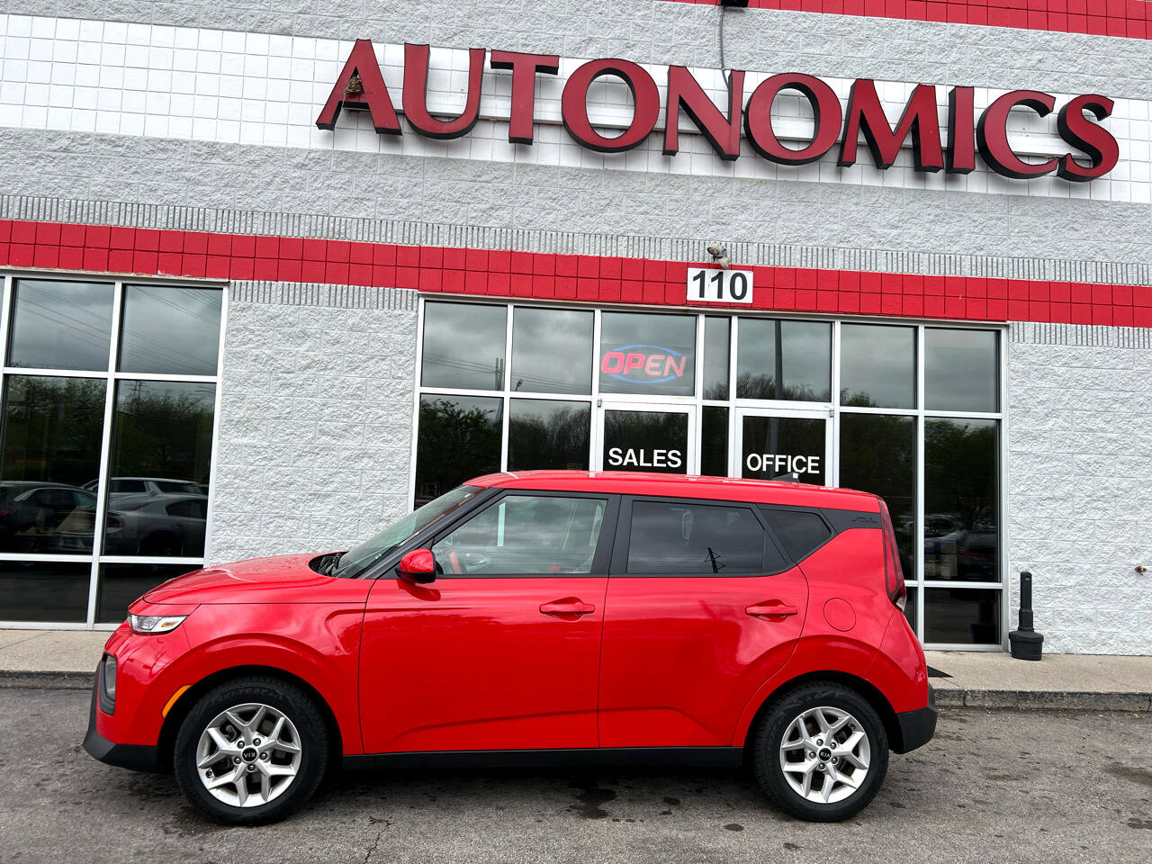 Used 2020 Kia Soul S image 4