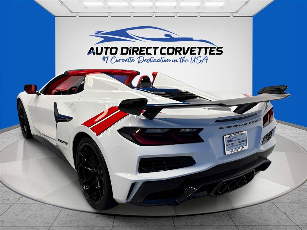Used 2027 Chevrolet Corvette Grand Sport w/ Z52 Sport Performance Package RWD image 8