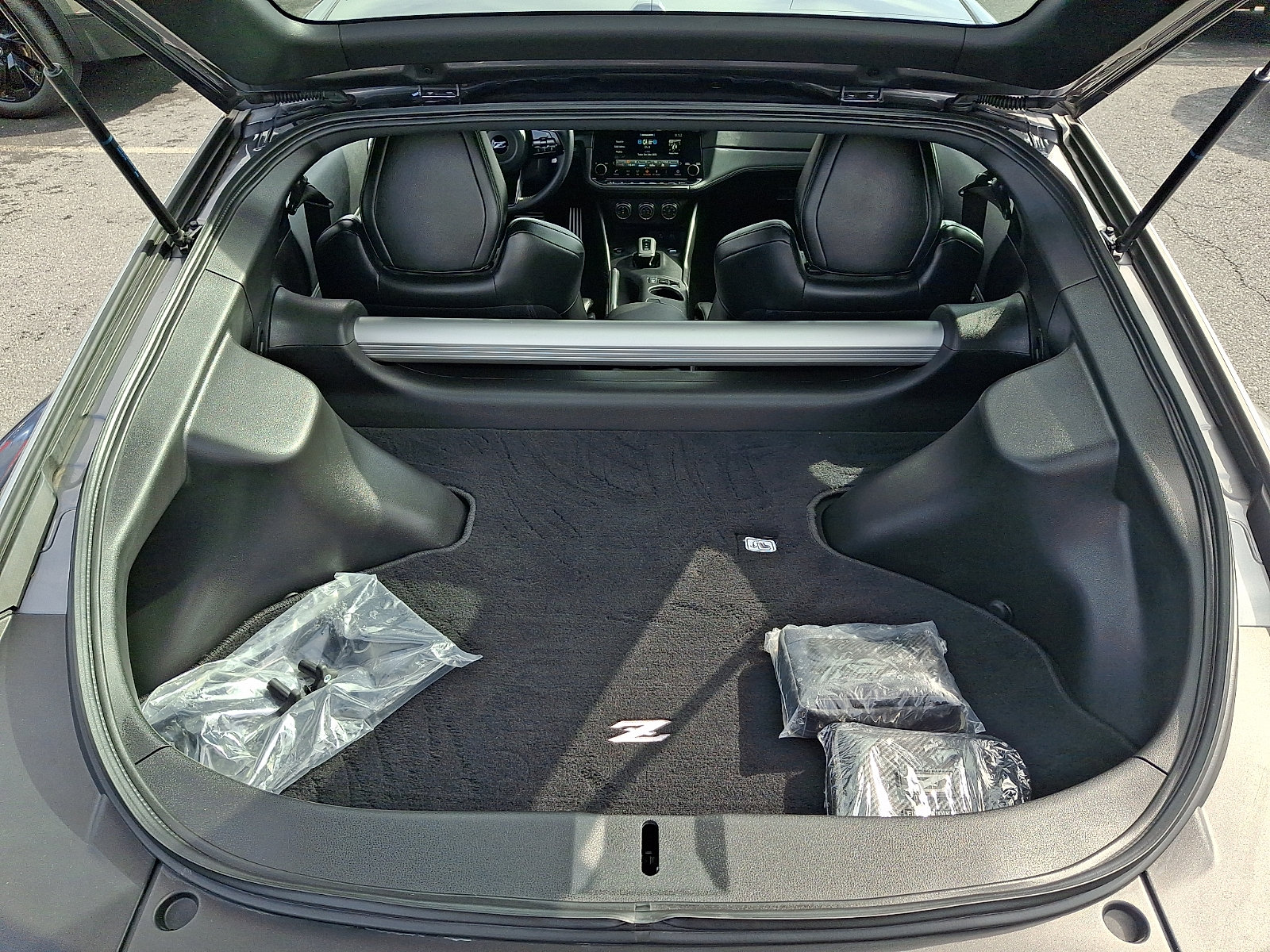 Certified 2024 Nissan Z Performance w/ Floor Mat Package RWD image 29
