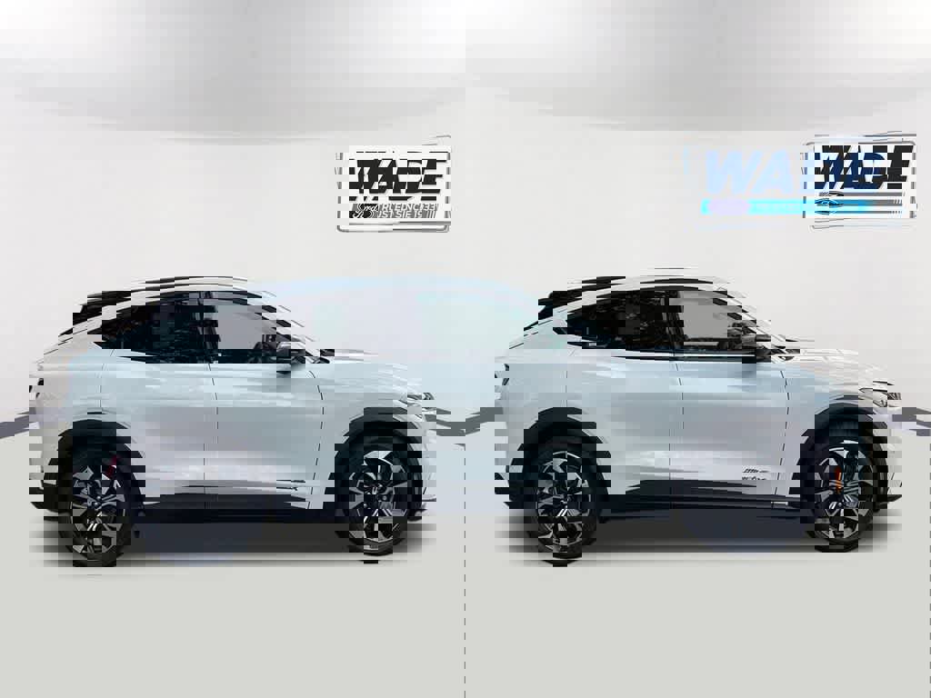 Used 2024 Ford Mustang Mach-E Select w/ Comfort Package Lite AWD/4WD image 4