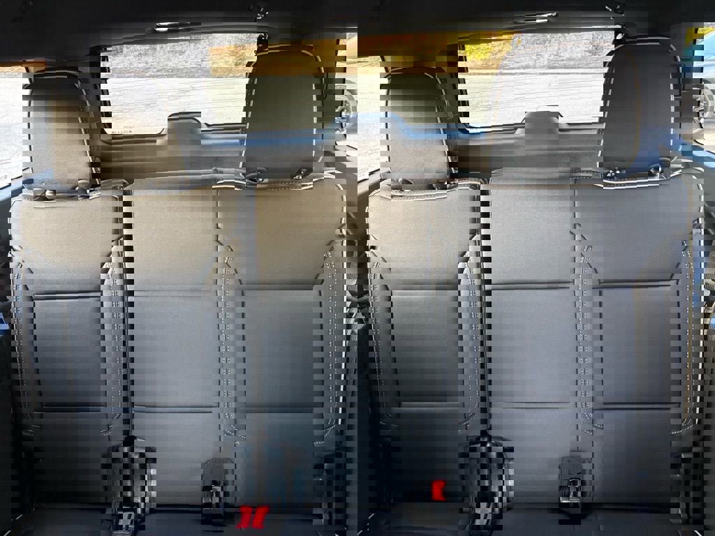 New 2026 GMC Yukon XL Elevation image 13