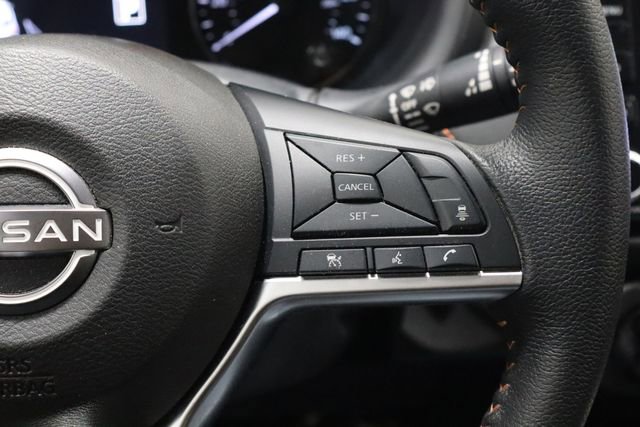 Used 2022 Nissan Kicks SR image 24