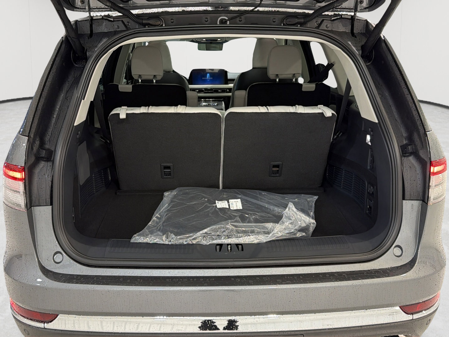 New 2027 Lincoln Aviator 2WD image 26