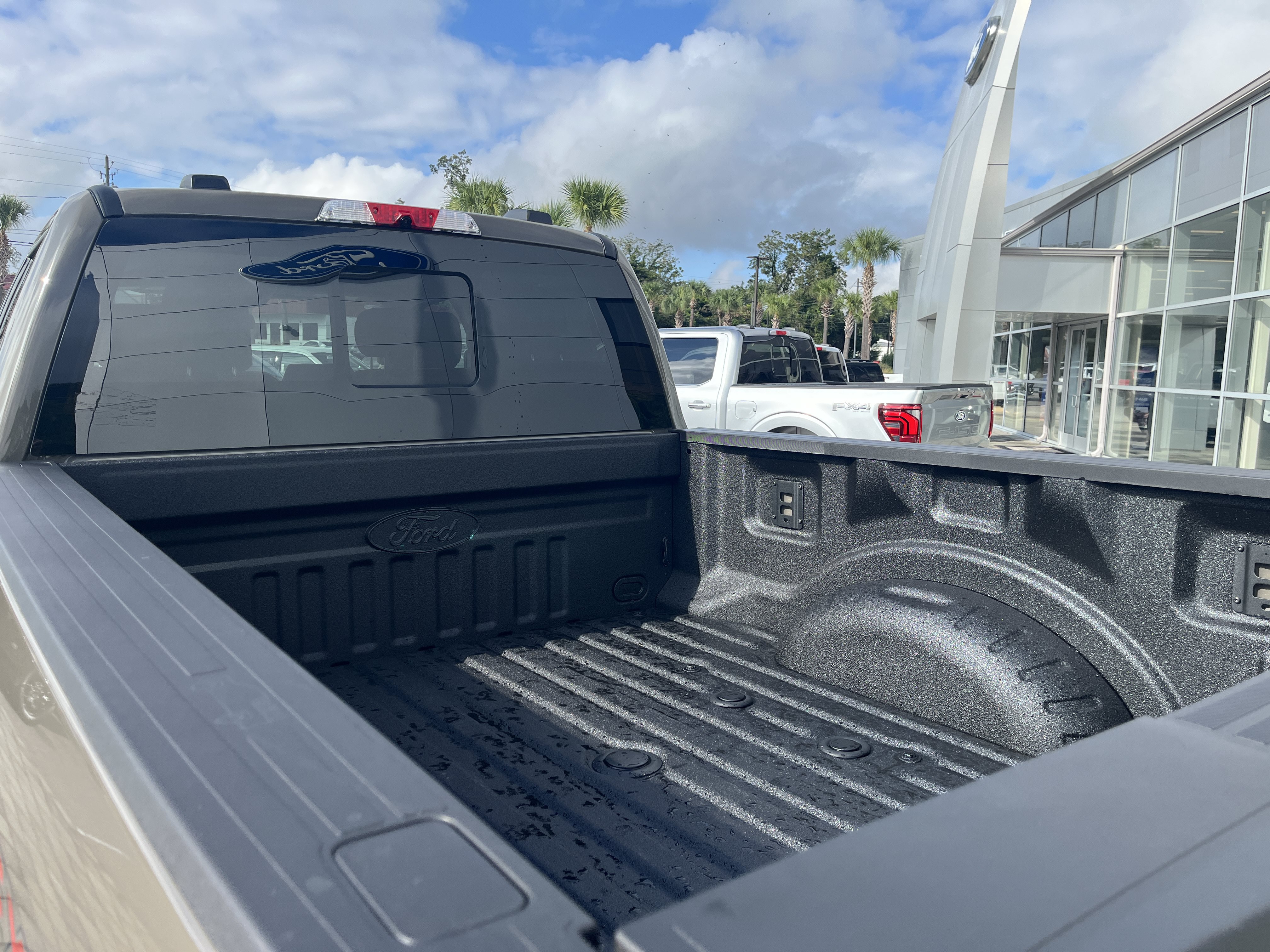New 2027 Ford F350 Platinum w/ Platinum Plus Package AWD/4WD image 14