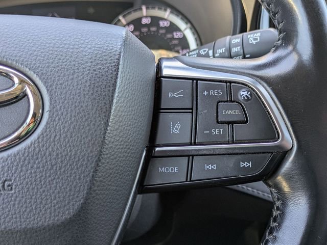 Used 2021 Toyota Highlander LE image 13
