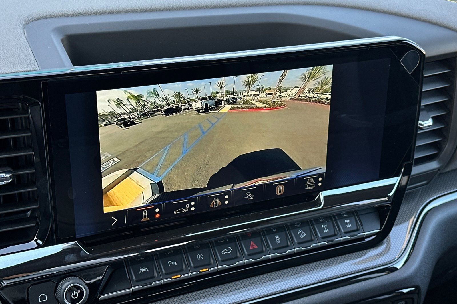 New 2026 Chevrolet Silverado 1500 ZR2 w/ LPO, Dark Essentials Package AWD/4WD image 19