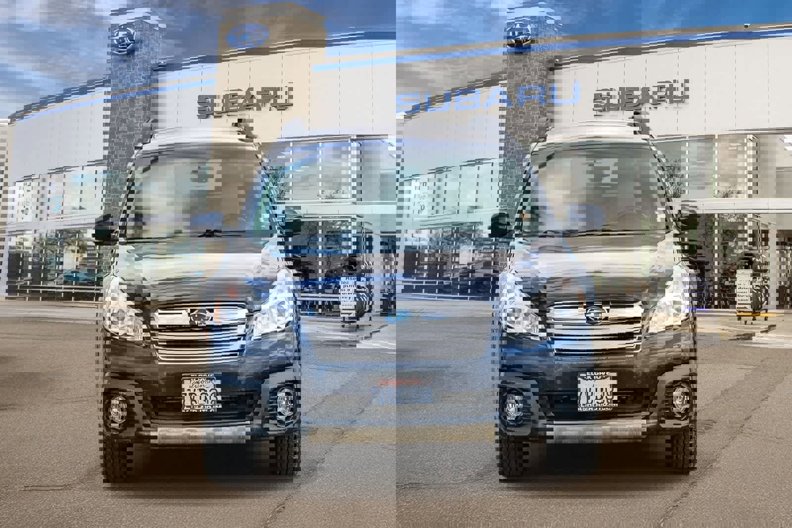 Used 2014 Subaru Outback 3.6R Limited image 6