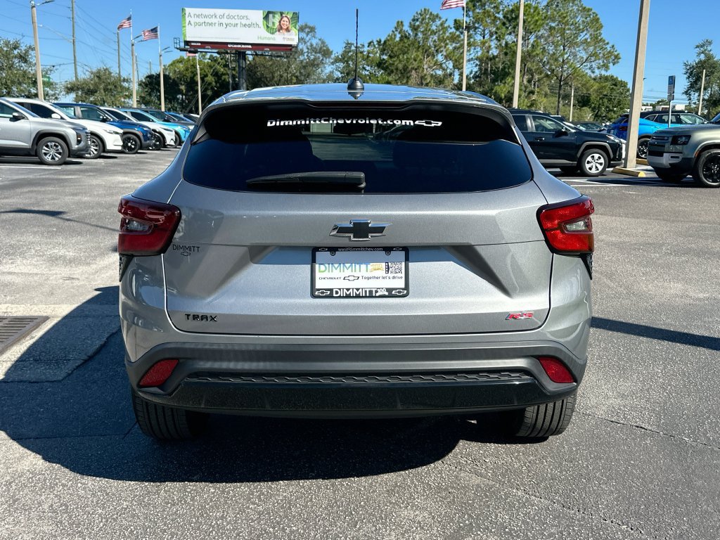 Certified 2024 Chevrolet Trax RS FWD image 6