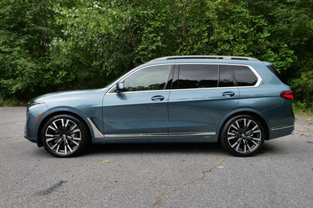 Used 2024 BMW X7 xDrive40i w/ Premium Package image 42