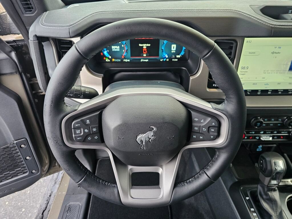 New 2025 Ford Bronco Outer Banks w/ Sasquatch Package image 15