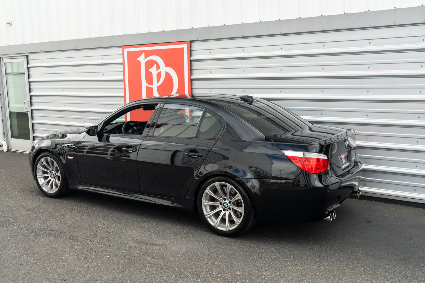 Used 2006 BMW M5 RWD image 26