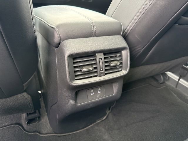 Used 2025 Nissan Murano SL AWD/4WD image 16