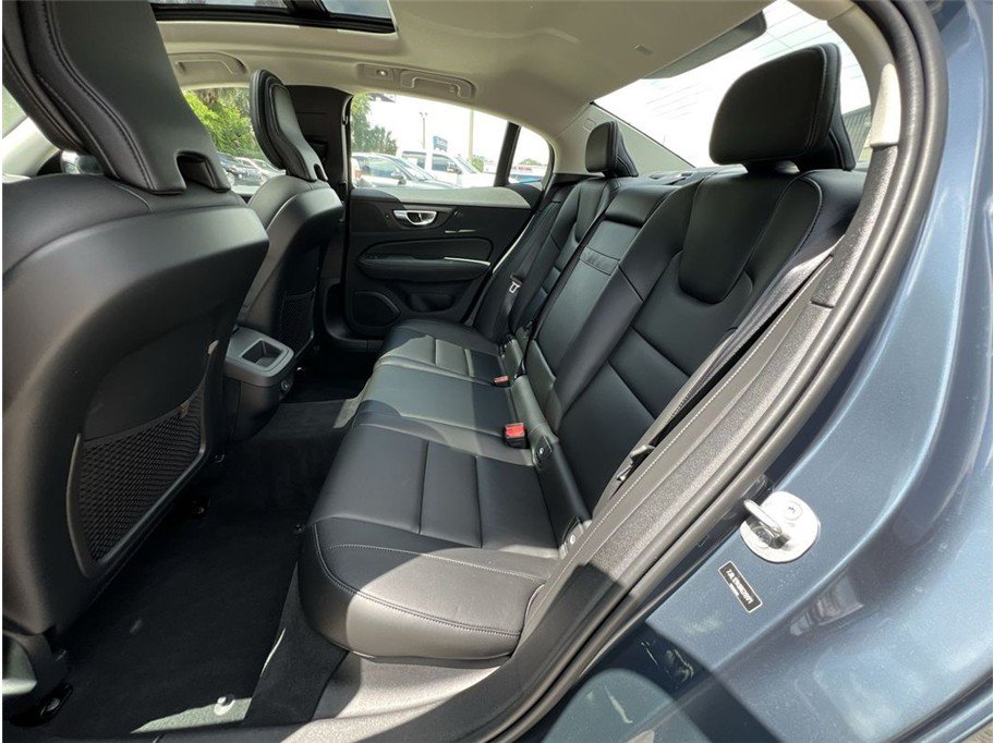 Used 2024 Volvo S60 B5 Core AWD/4WD image 46
