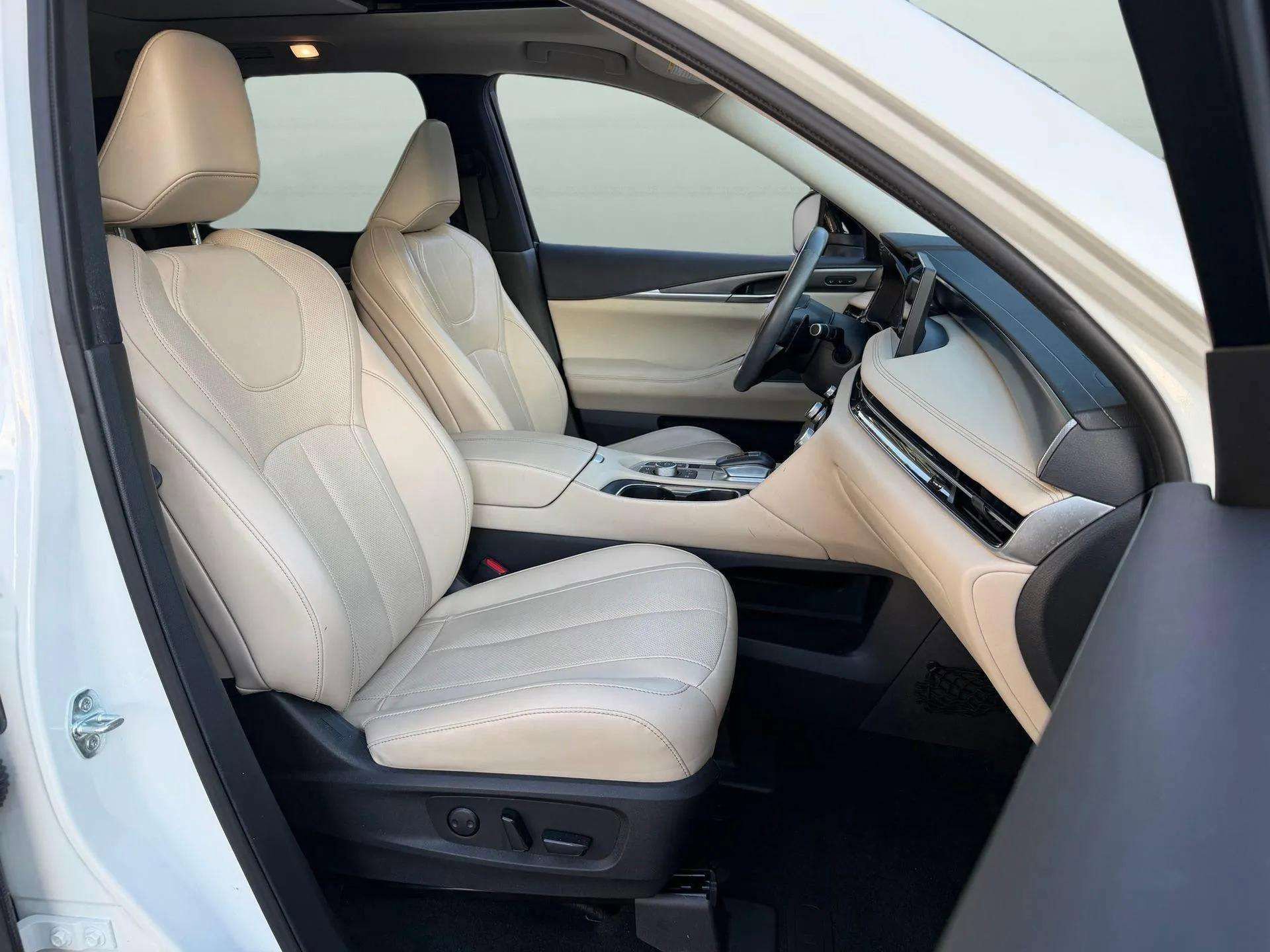 Used 2023 INFINITI QX60 Luxe w/ Cargo Package image 18