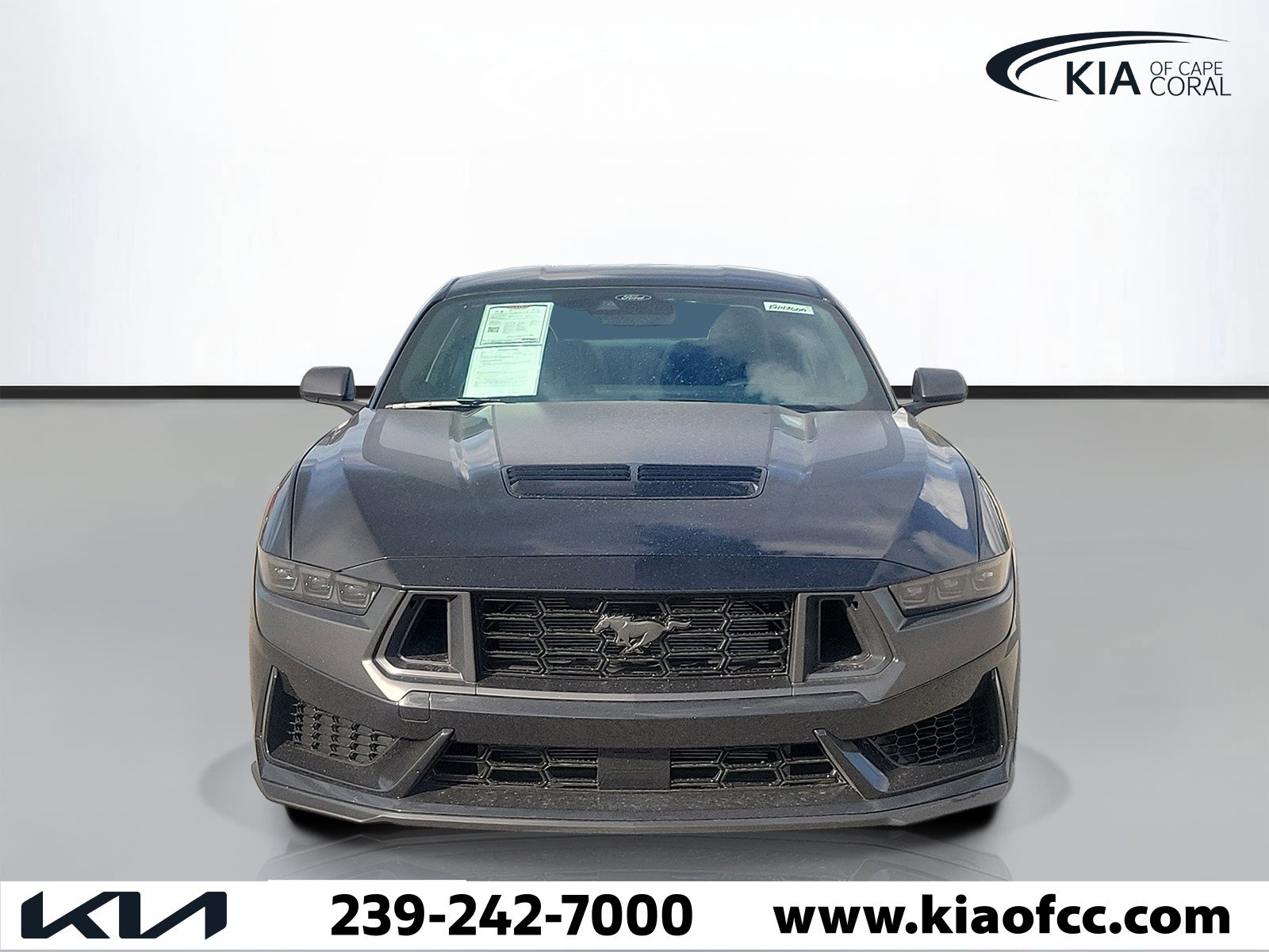 Used 2025 Ford Mustang Dark Horse RWD image 2