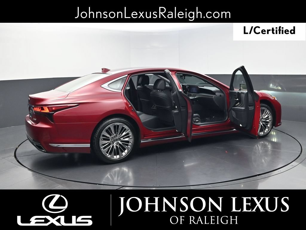Certified 2021 Lexus LS 500 w/ Accessory Package (Z2) RWD image 32