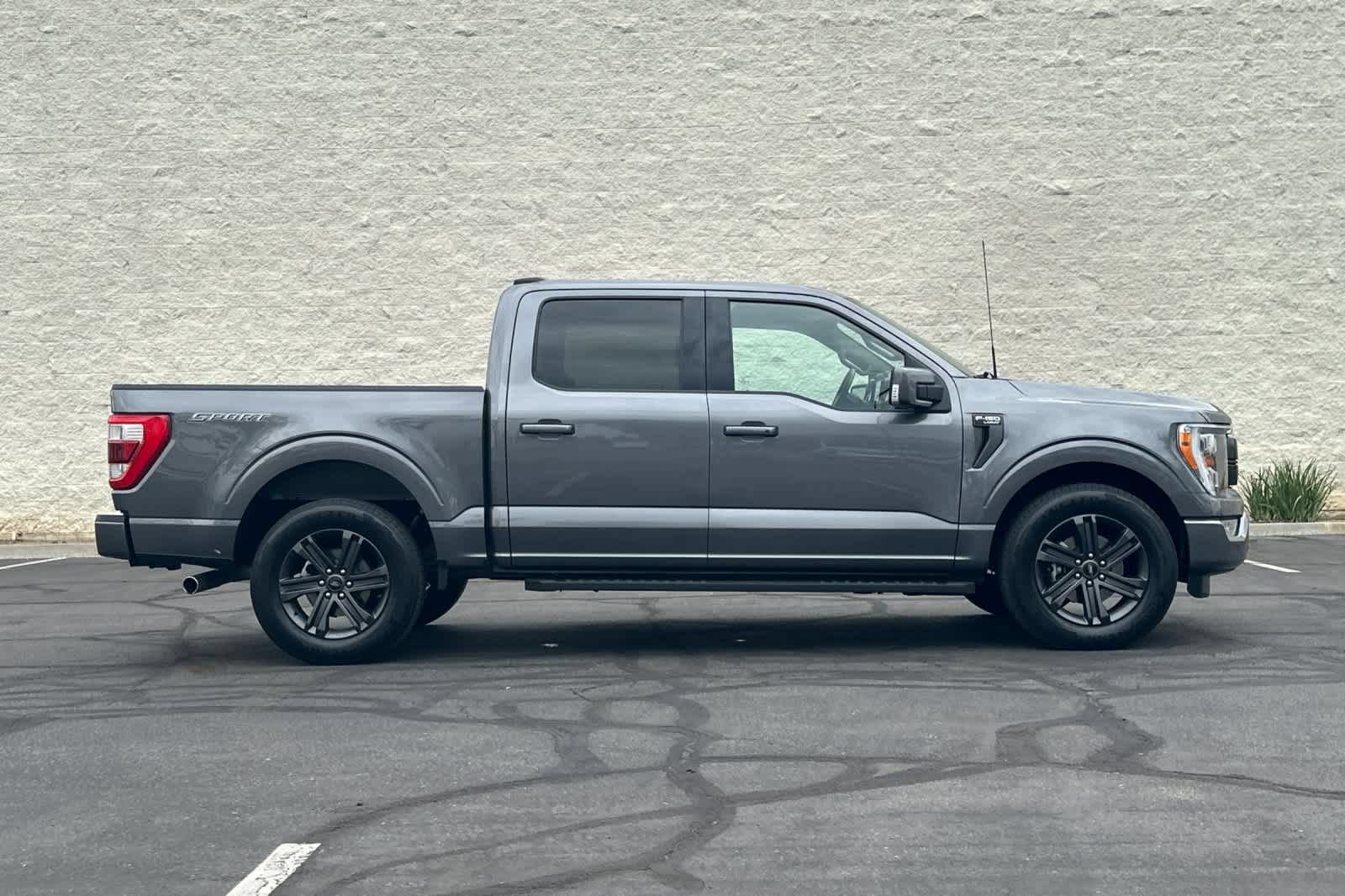 Used 2023 Ford F150 Lariat RWD image 9
