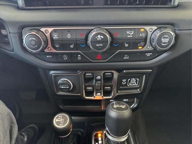 New 2026 Jeep Wrangler Unlimited Sahara w/ Whitecap Package AWD/4WD image 61