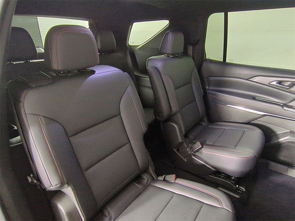 Used 2025 Chevrolet Traverse Z71 w/ Driver Confidence Package image 27