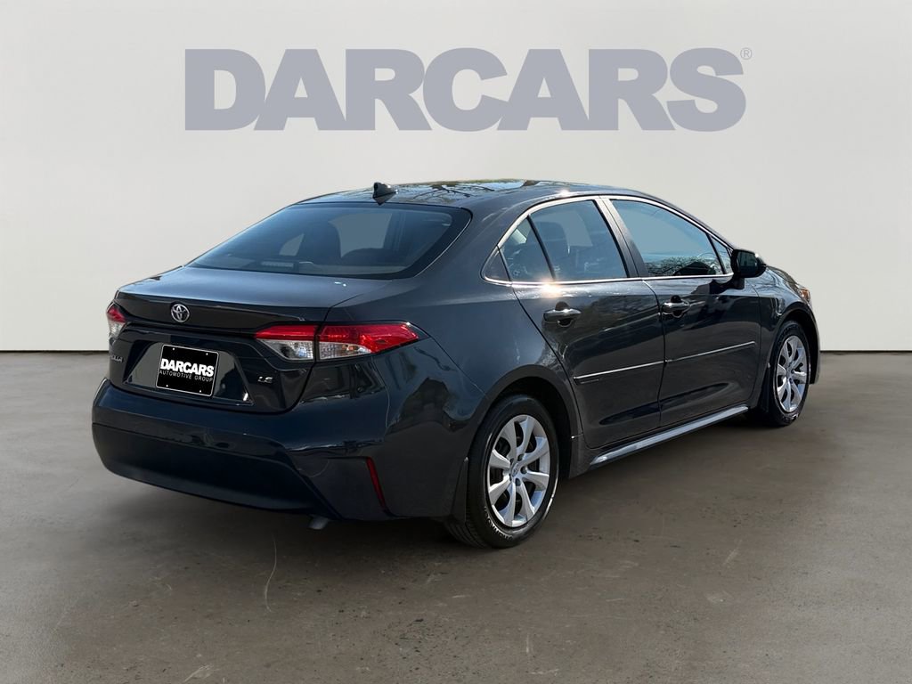 Used 2025 Toyota Corolla LE image 7