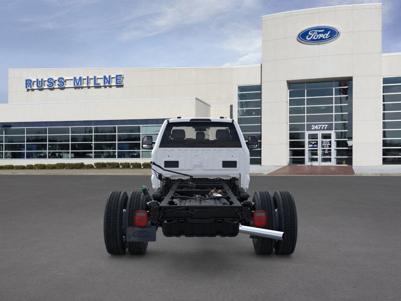 New 2025 Ford F550 2WD Regular Cab Super Duty image 5