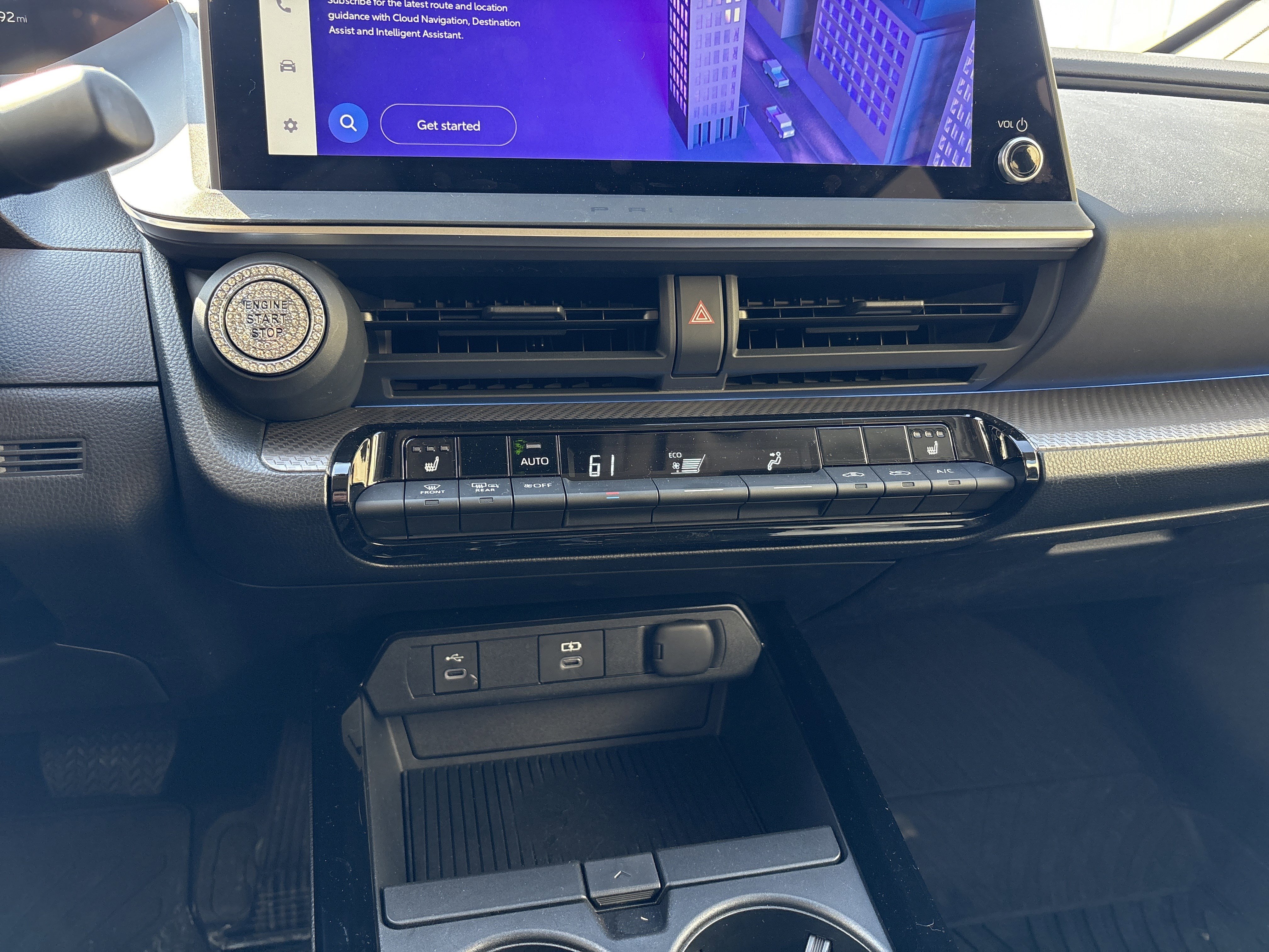 Used 2024 Toyota Prius XLE image 29