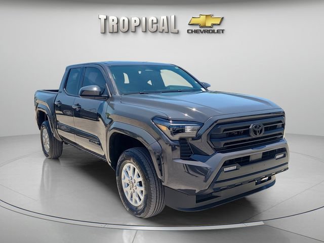 Used 2026 Toyota Tacoma SR5 AWD/4WD image 4