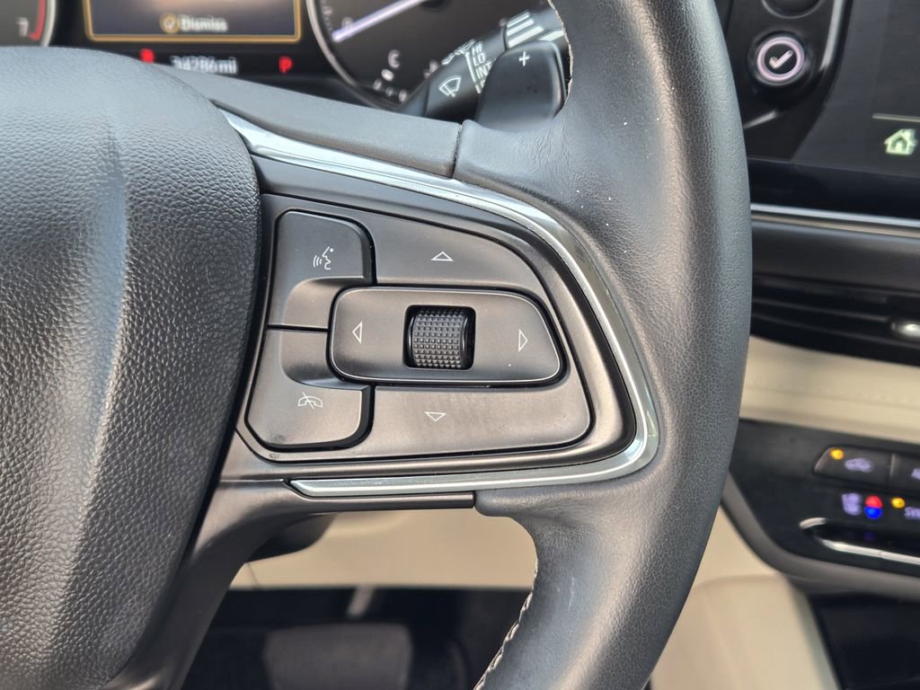 Used 2022 Buick Envision Avenir w/ Technology Package II image 27