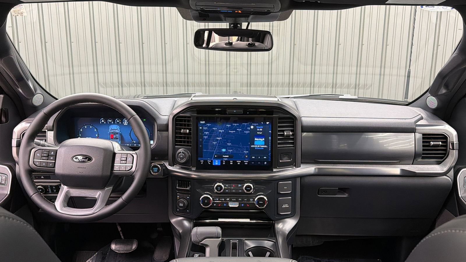 Used 2025 Ford F150 Lariat AWD/4WD image 35
