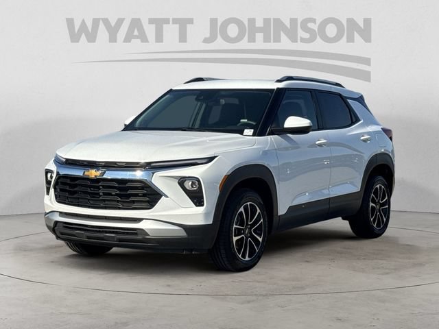 Used 2025 Chevrolet TrailBlazer LT AWD/4WD image 1