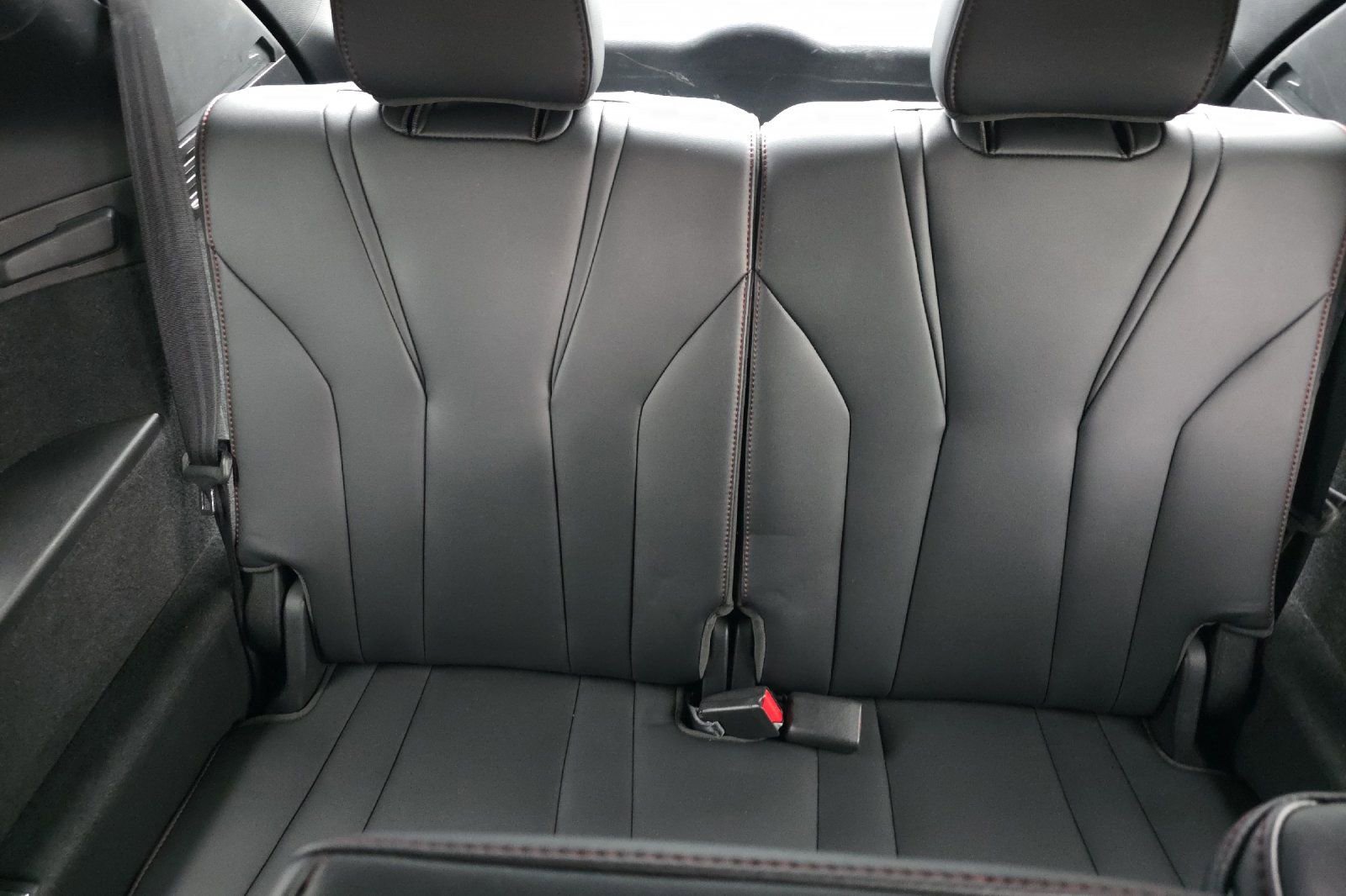 Used 2022 Acura MDX A-Spec image 15