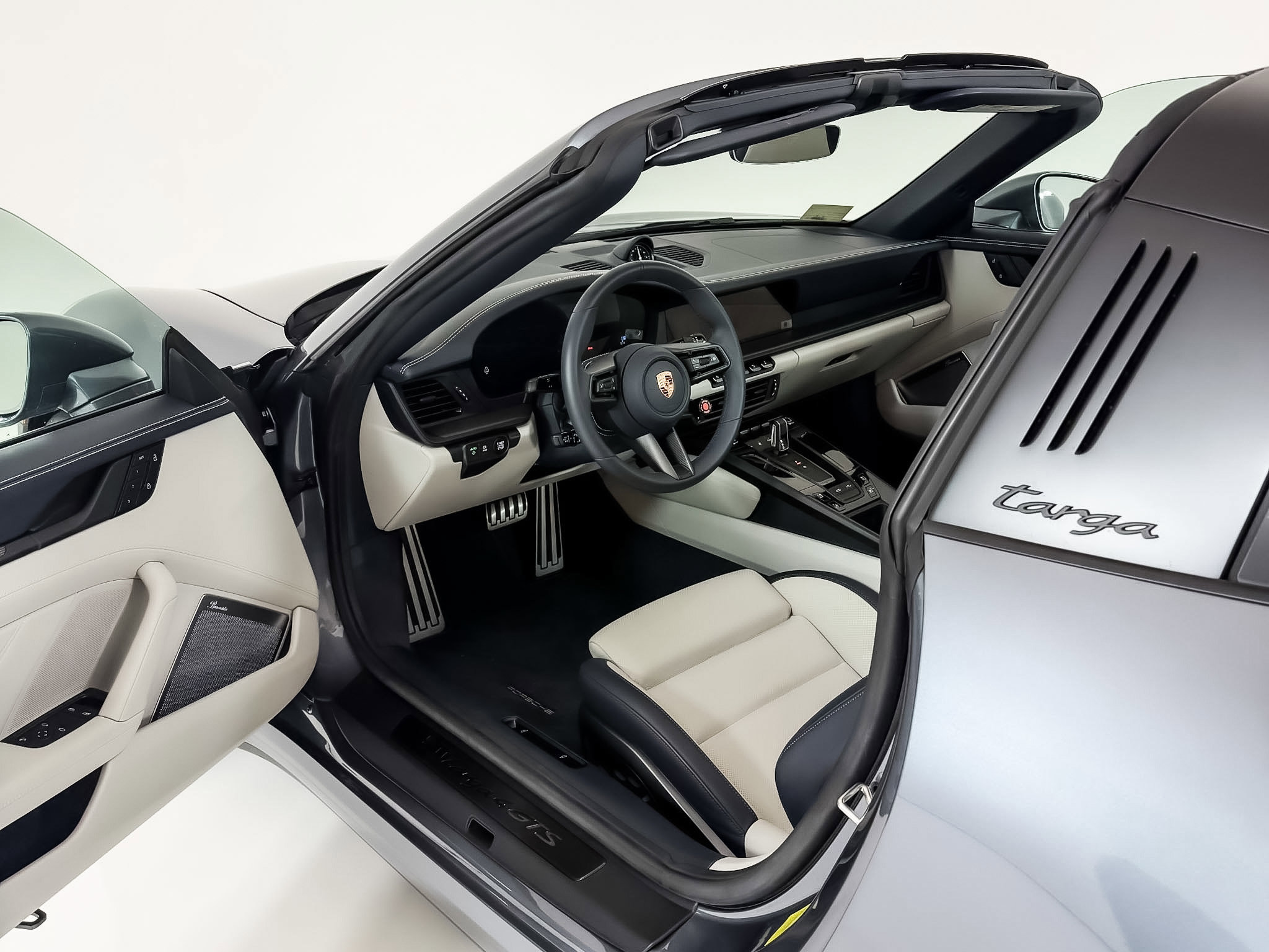 Used 2026 Porsche 911 Targa 4 GTS image 8