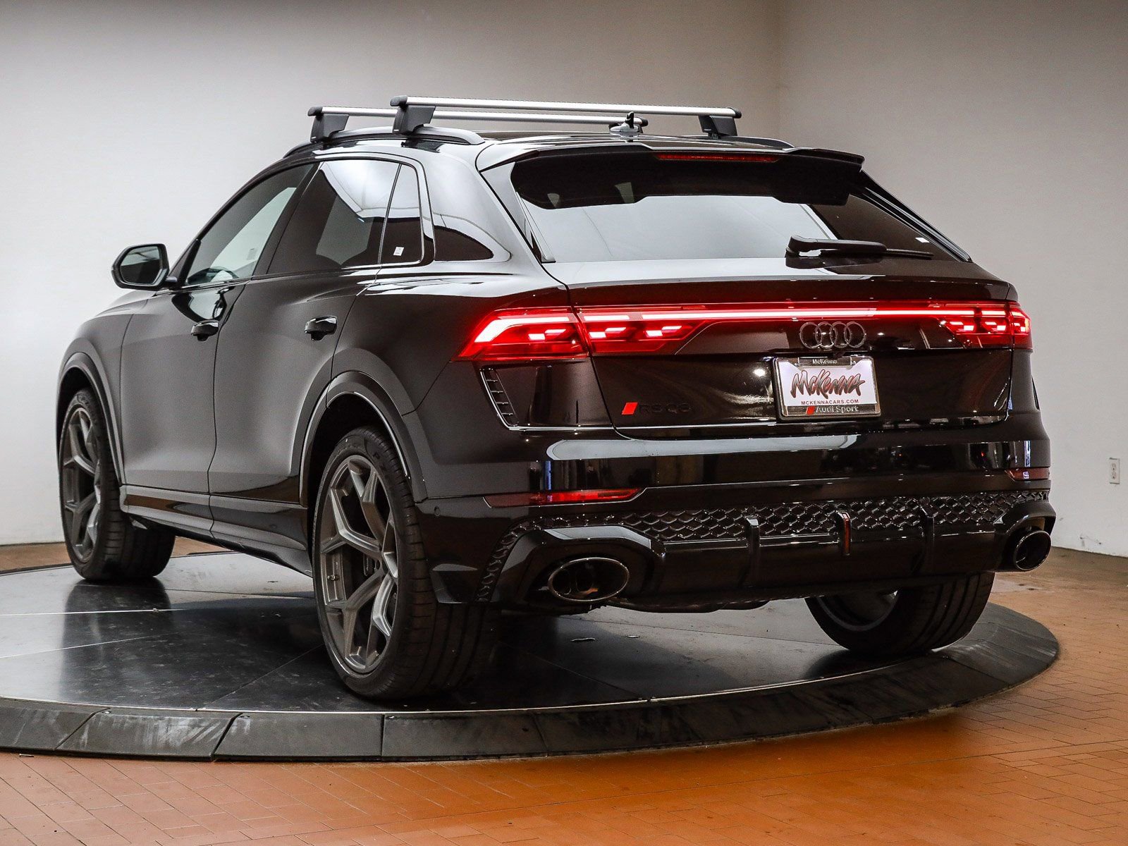New 2026 Audi RS Q8 performance image 18