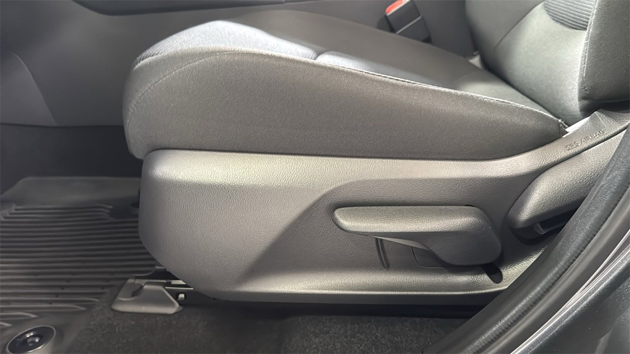 Certified 2025 Toyota RAV4 LE image 14