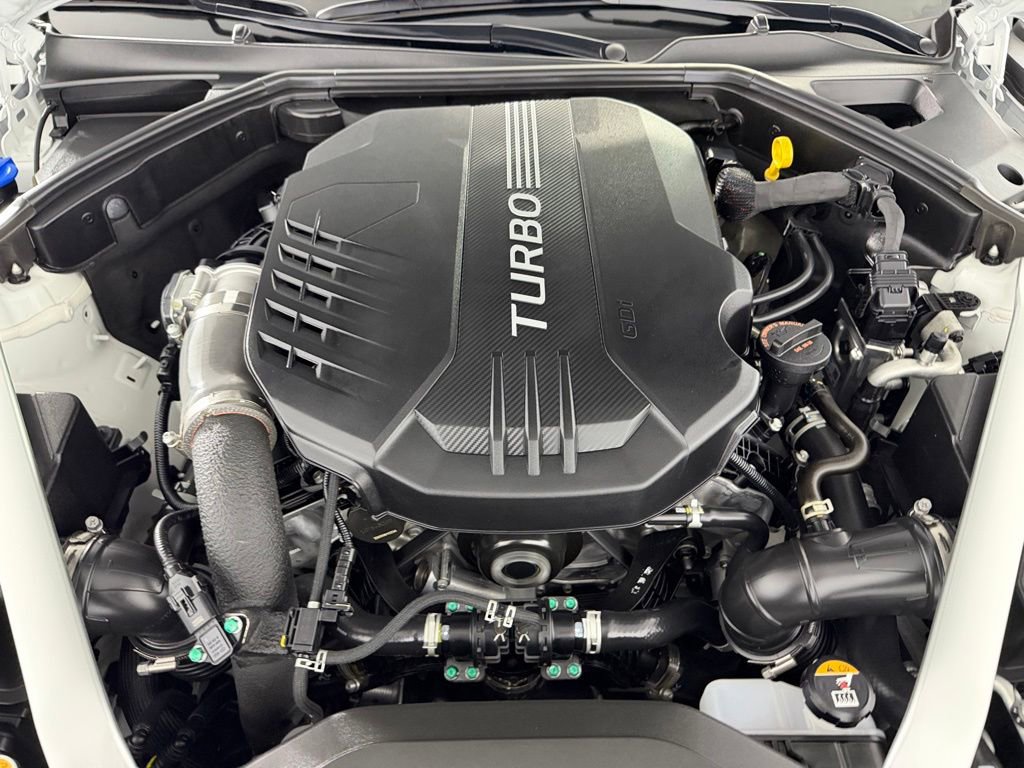 Used 2023 Genesis G70 2.0T w/ Sport Advanced Package RWD image 36