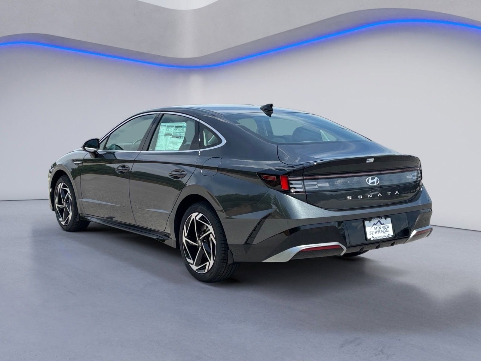 New 2026 Hyundai Sonata SEL FWD image 3