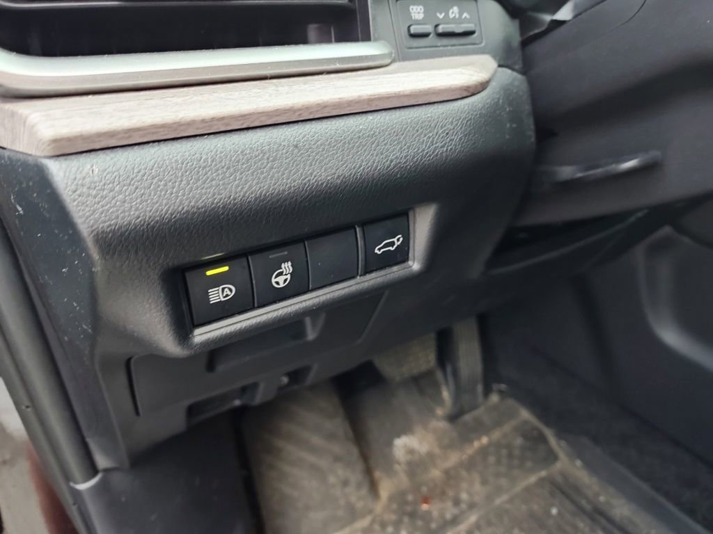 Used 2024 Toyota Grand Highlander AWD image 9
