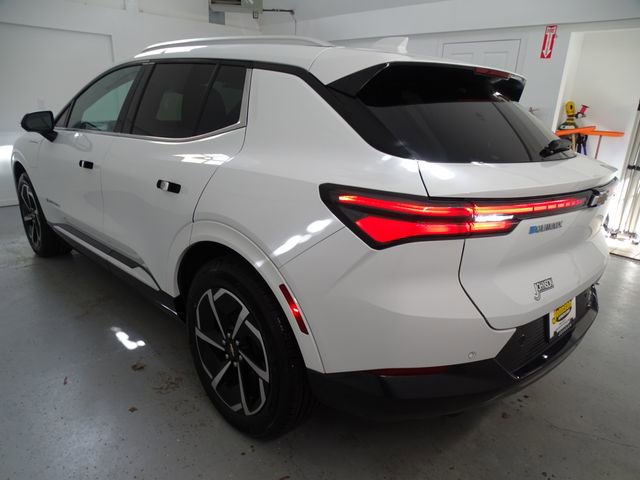 Used 2025 Chevrolet Equinox EV LT image 19