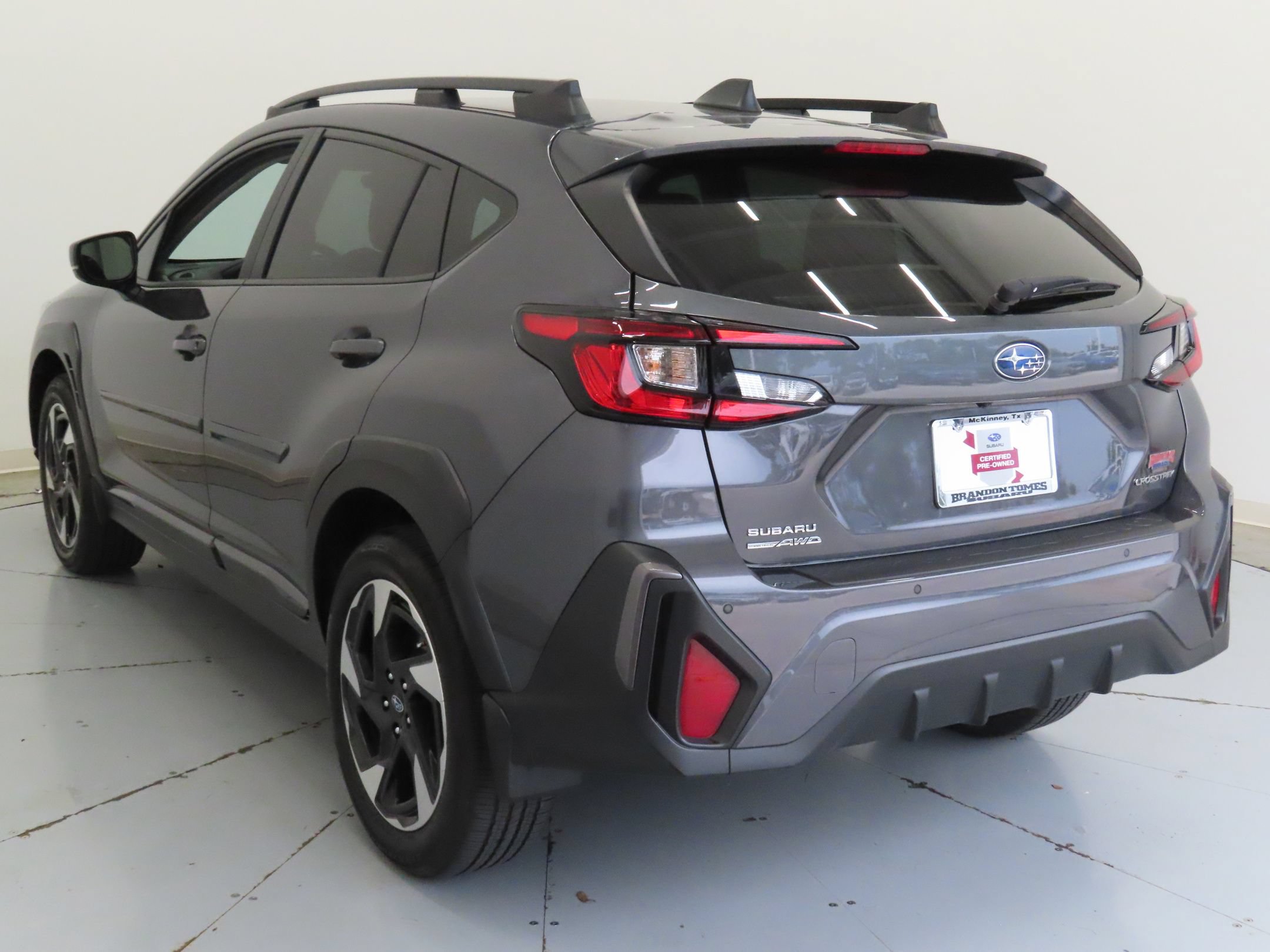 Used 2025 Subaru Crosstrek 2.5i Limited w/ Crosstrek Mirror Package AWD/4WD image 6