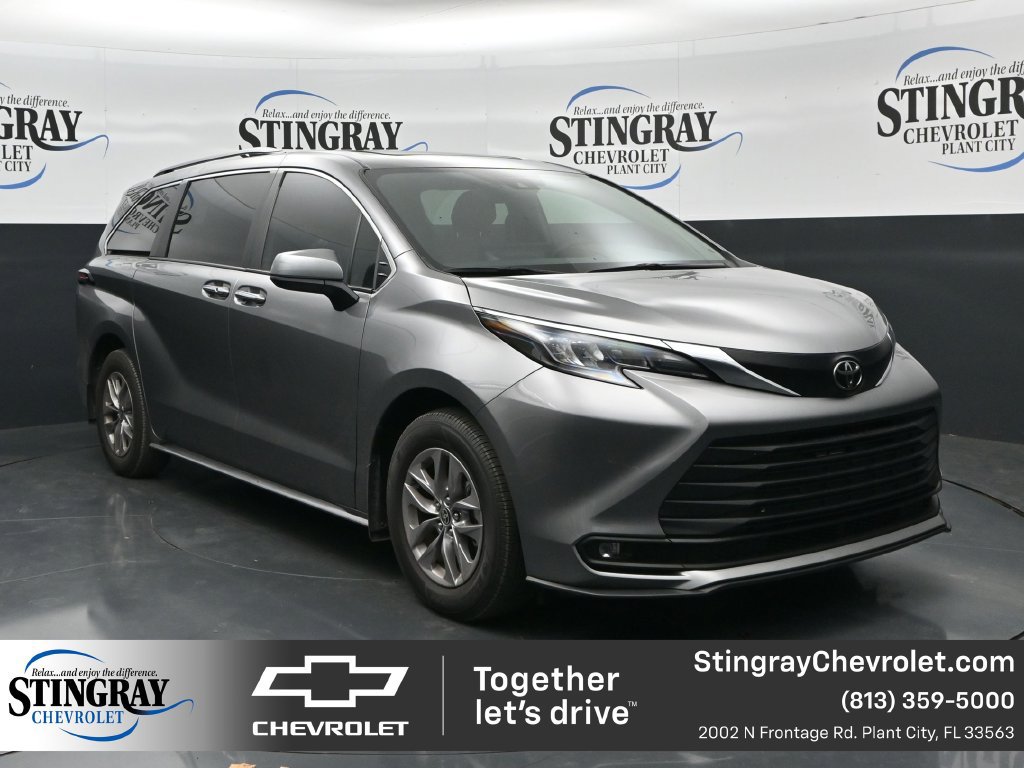 Used 2026 Toyota Sienna XLE