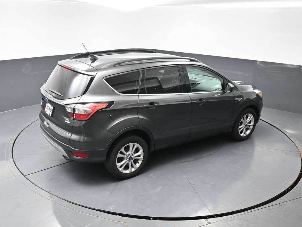 Used 2018 Ford Escape SE w/ SE Sync 3 Package FWD image 40
