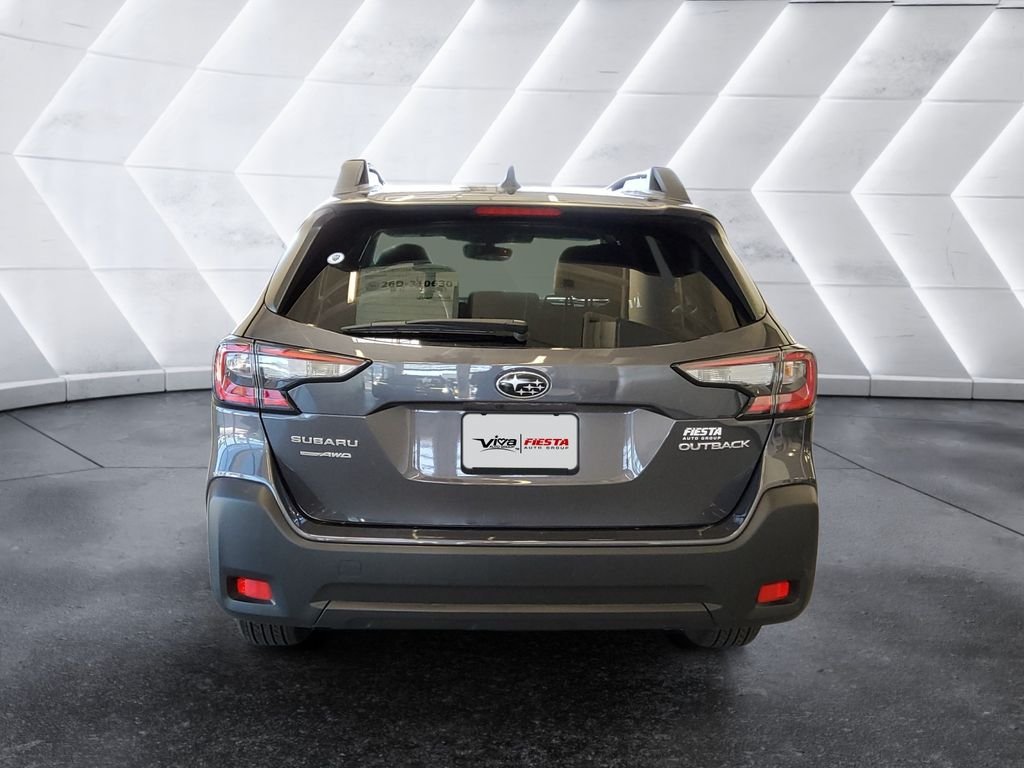Used 2025 Subaru Outback Premium AWD/4WD image 5