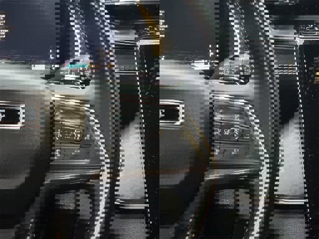 Used 2021 Jeep Grand Cherokee L Limited image 11