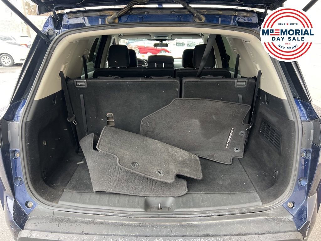 Used 2022 Nissan Pathfinder SV AWD/4WD image 25