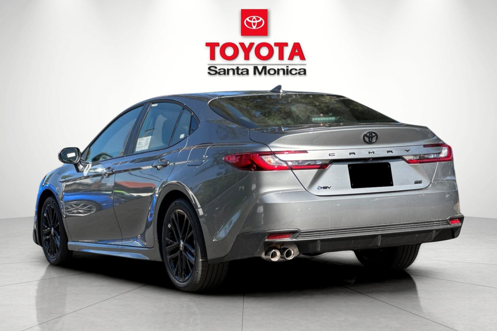 New 2026 Toyota Camry SE FWD image 5