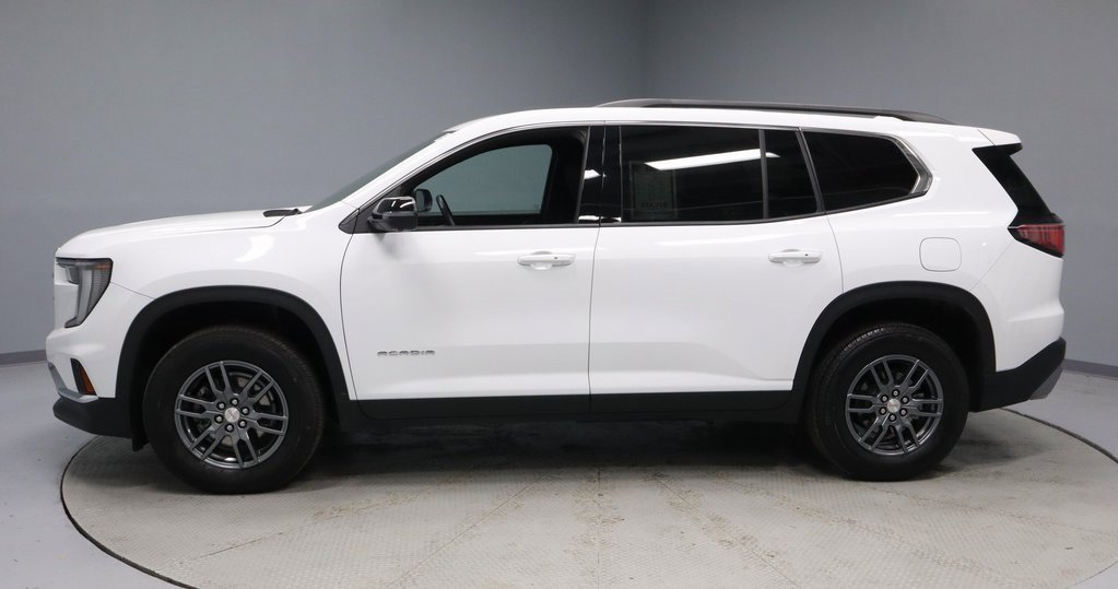 Used 2025 GMC Acadia Elevation image 5